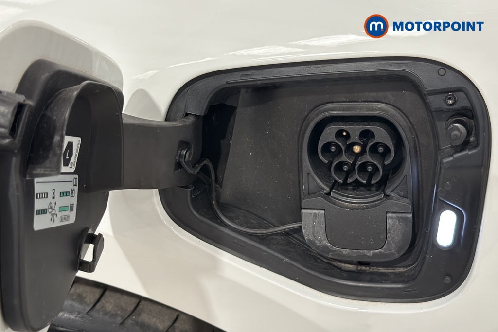 Volkswagen Passat Life Automatic Petrol Plug-In Hybrid Estate - Stock Number (1656627) - 40th supplementary image