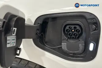 Volkswagen Passat Life Automatic Petrol Plug-In Hybrid Estate - Stock Number (1656627) - 40th supplementary image