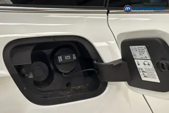 Volkswagen Passat Life Automatic Petrol Plug-In Hybrid Estate - Stock Number (1656627) - 41st supplementary image