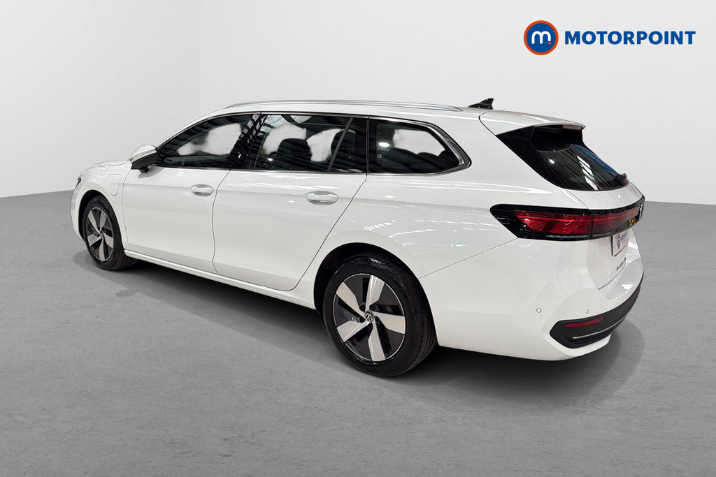 Volkswagen Passat Life Automatic Petrol Plug-In Hybrid Estate - Stock Number (1656627) - Drivers side rear corner