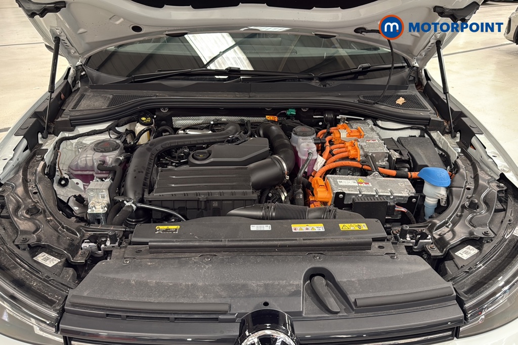 Volkswagen Passat Life Automatic Petrol Plug-In Hybrid Estate - Stock Number (1656627) - 48th supplementary image