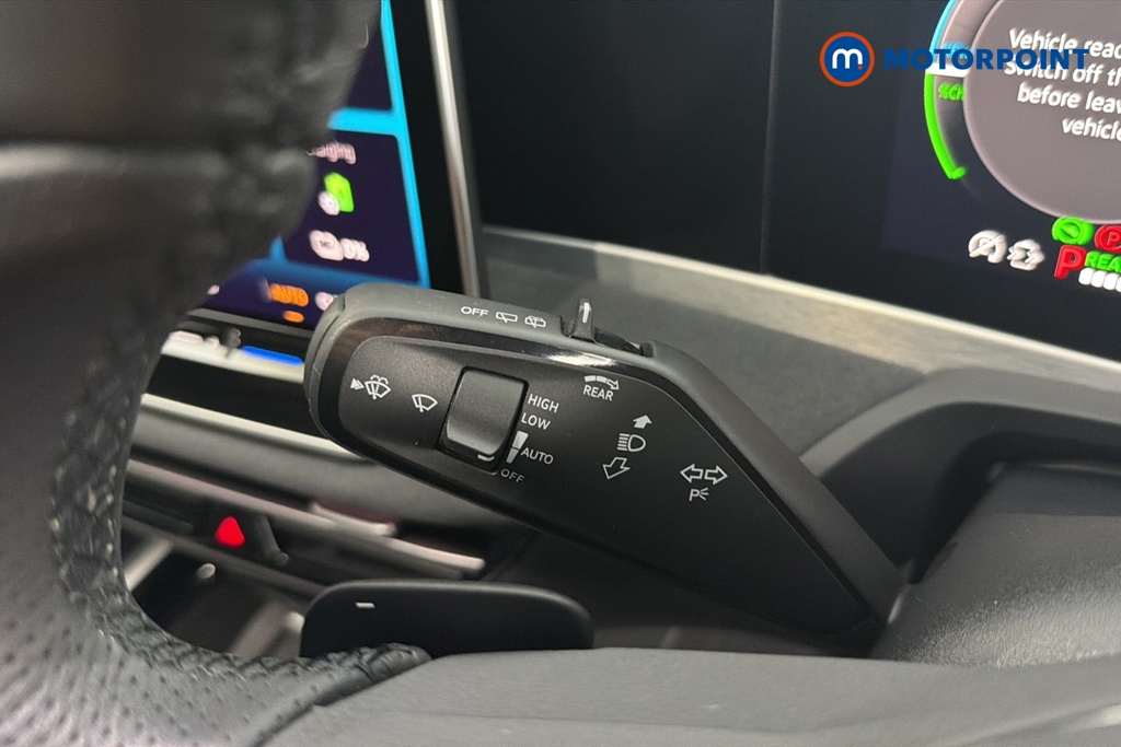 Volkswagen Passat R-Line Automatic Petrol Plug-In Hybrid Estate - Stock Number (1660573) - 5th supplementary image