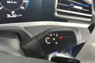 Volkswagen Passat R-Line Automatic Petrol Plug-In Hybrid Estate - Stock Number (1660573) - 6th supplementary image