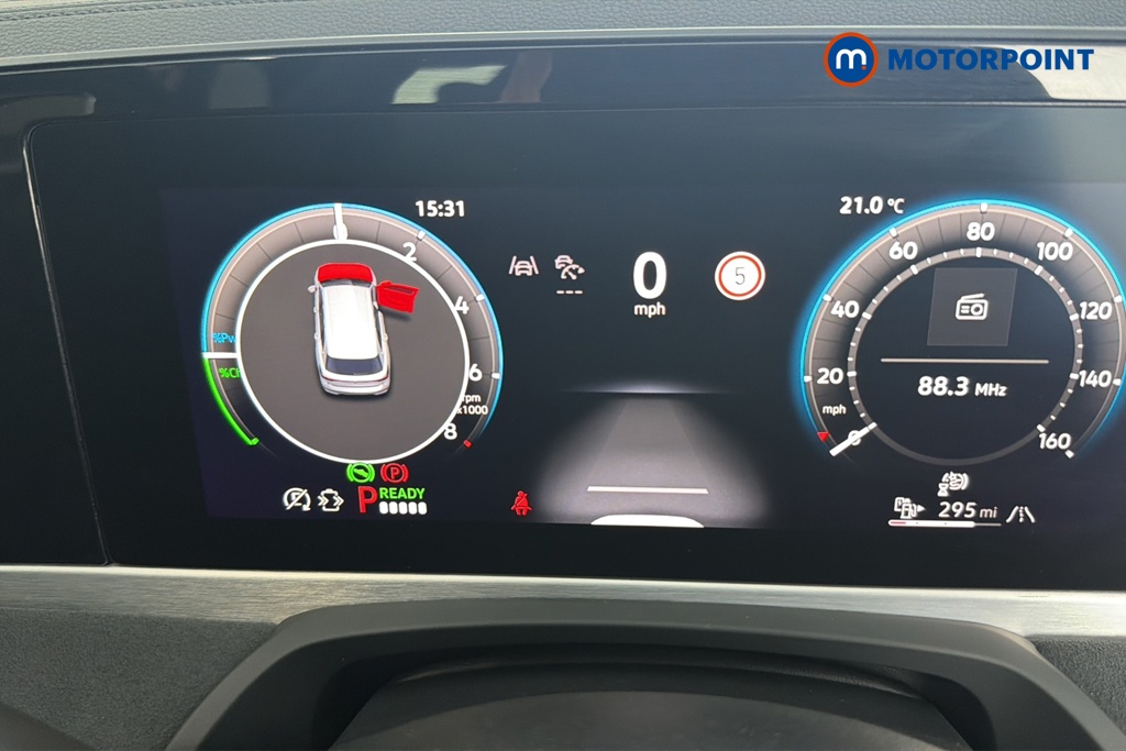 Volkswagen Passat R-Line Automatic Petrol Plug-In Hybrid Estate - Stock Number (1660573) - 7th supplementary image