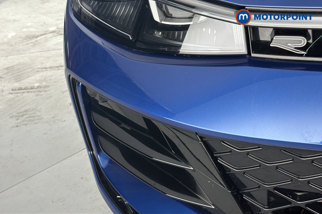 Volkswagen Passat R-Line Automatic Petrol Plug-In Hybrid Estate - Stock Number (1660573) - 38th supplementary image
