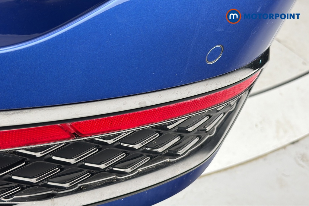 Volkswagen Passat R-Line Automatic Petrol Plug-In Hybrid Estate - Stock Number (1660573) - 39th supplementary image