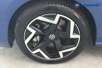 Volkswagen Passat R-Line Automatic Petrol Plug-In Hybrid Estate - Stock Number (1660573) - 44th supplementary image