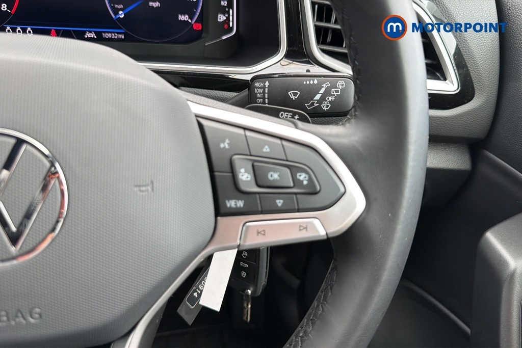 Volkswagen T-Roc R-Line Automatic Petrol SUV - Stock Number (1660746) - 3rd supplementary image