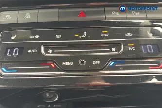 Volkswagen T-Roc R-Line Automatic Petrol SUV - Stock Number (1660746) - 12th supplementary image