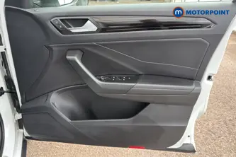 Volkswagen T-Roc R-Line Automatic Petrol SUV - Stock Number (1660746) - 18th supplementary image