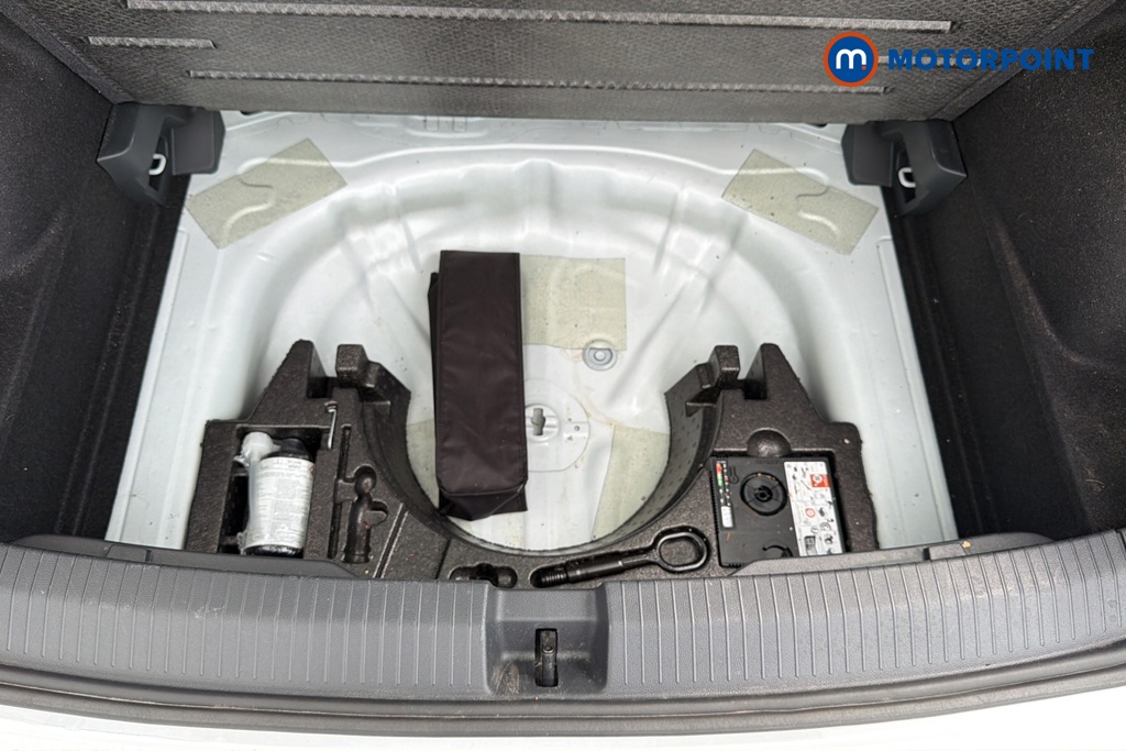 Volkswagen T-Roc R-Line Automatic Petrol SUV - Stock Number (1660746) - 33rd supplementary image