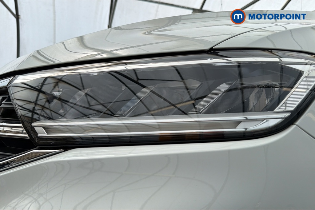 Volkswagen T-Roc R-Line Automatic Petrol SUV - Stock Number (1660746) - 42nd supplementary image
