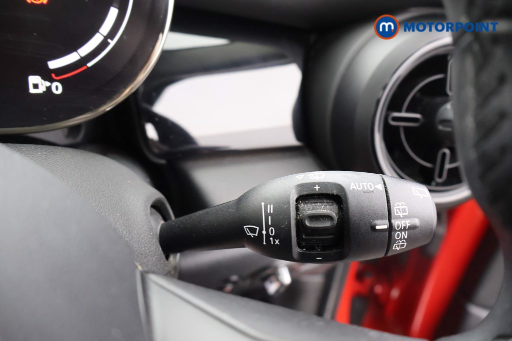 Mini Hatchback Cooper Classic Manual Petrol Hatchback - Stock Number (1646443) - 6th supplementary image