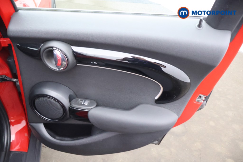 Mini Hatchback Cooper Classic Manual Petrol Hatchback - Stock Number (1646443) - 19th supplementary image