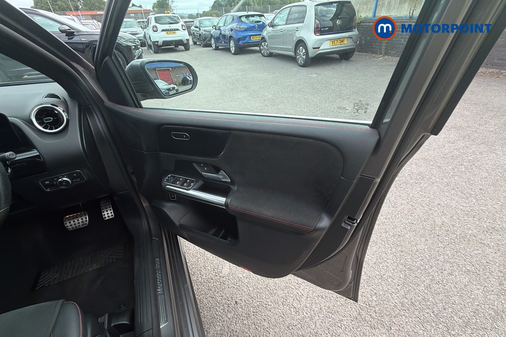 Mercedes-Benz B Class Amg Line Automatic Diesel Hatchback - Stock Number (1643170) - 37th supplementary image