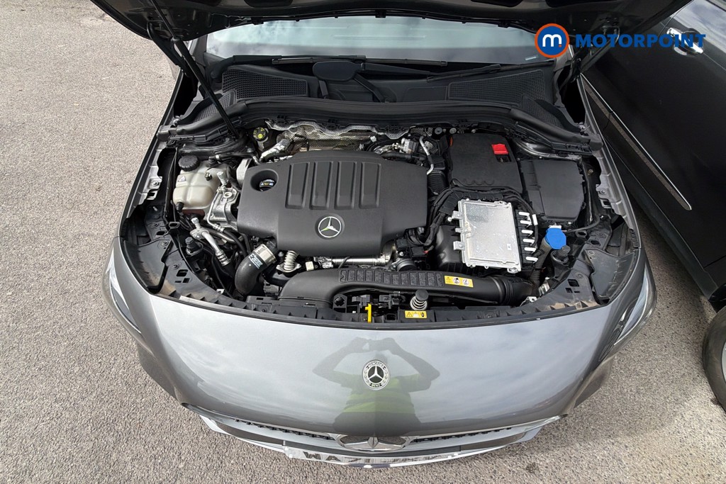 Mercedes-Benz B Class Amg Line Automatic Diesel Hatchback - Stock Number (1643170) - 1st supplementary image