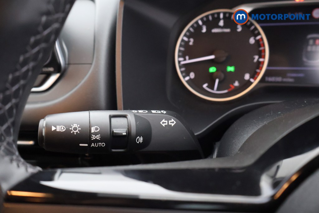 Nissan Qashqai Acenta Premium Manual Petrol SUV - Stock Number (1645879) - 5th supplementary image