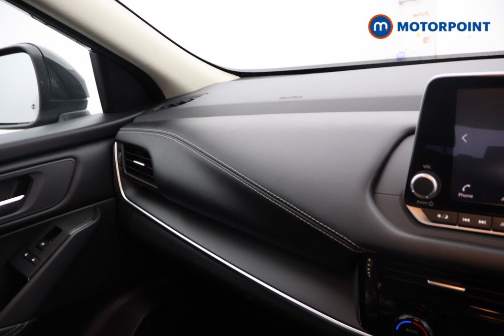 Nissan Qashqai Acenta Premium Manual Petrol SUV - Stock Number (1645879) - 11th supplementary image