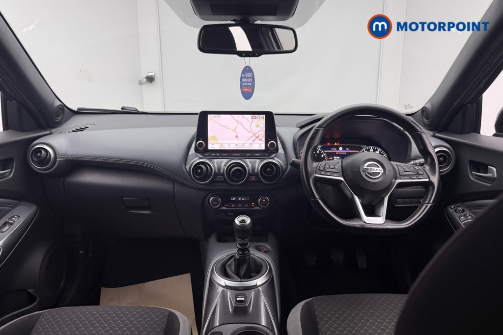Nissan Juke N-Connecta Manual Petrol SUV - Stock Number (1647383) - 1st supplementary image