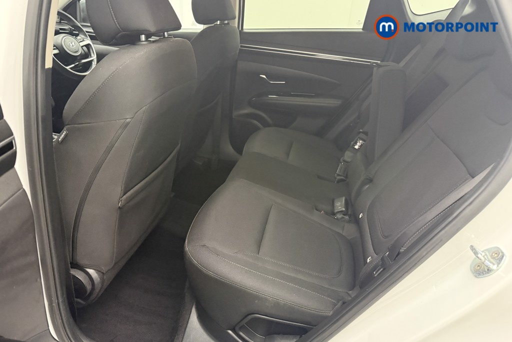 Hyundai Tucson Se Connect Manual Petrol SUV - Stock Number (1648733) - 4th supplementary image