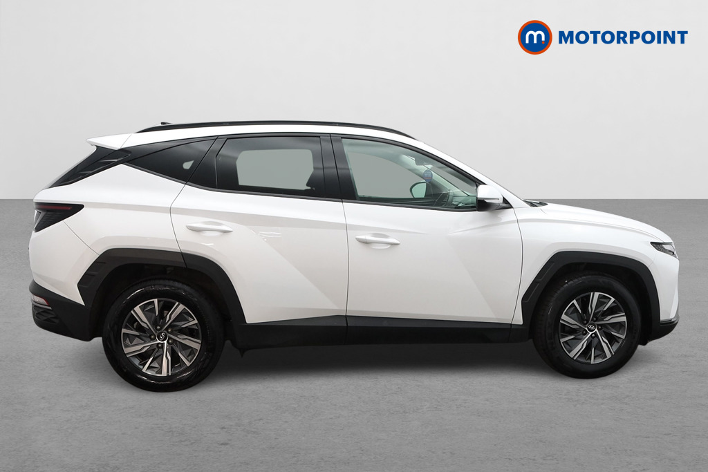 Hyundai Tucson Se Connect Manual Petrol SUV - Stock Number (1648733) - Drivers side