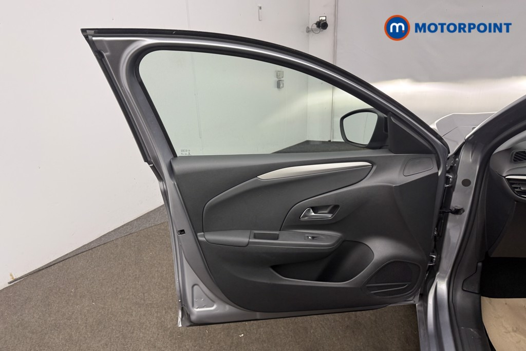 Vauxhall Corsa Se Edition Manual Petrol Hatchback - Stock Number (1651917) - 4th supplementary image