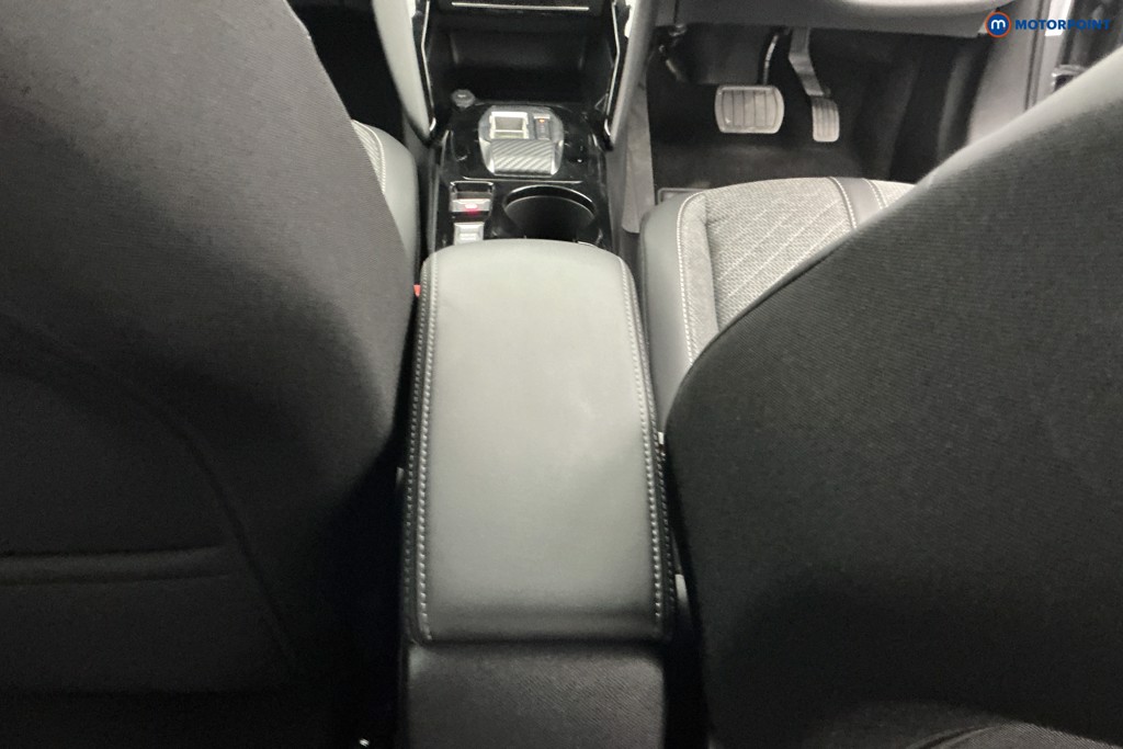 Peugeot 2008 Allure Automatic Petrol SUV - Stock Number (1652283) - 11th supplementary image
