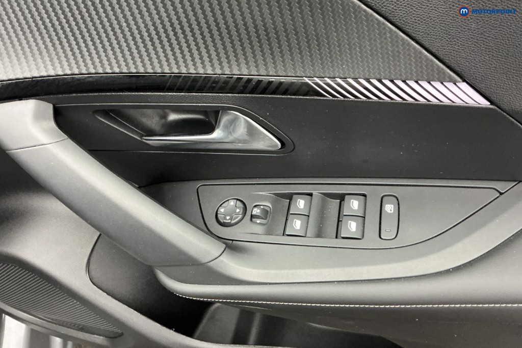 Peugeot 2008 Allure Automatic Petrol SUV - Stock Number (1652283) - 25th supplementary image