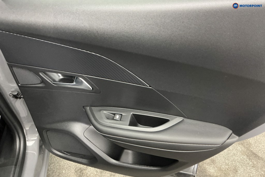 Peugeot 2008 Allure Automatic Petrol SUV - Stock Number (1652283) - 26th supplementary image