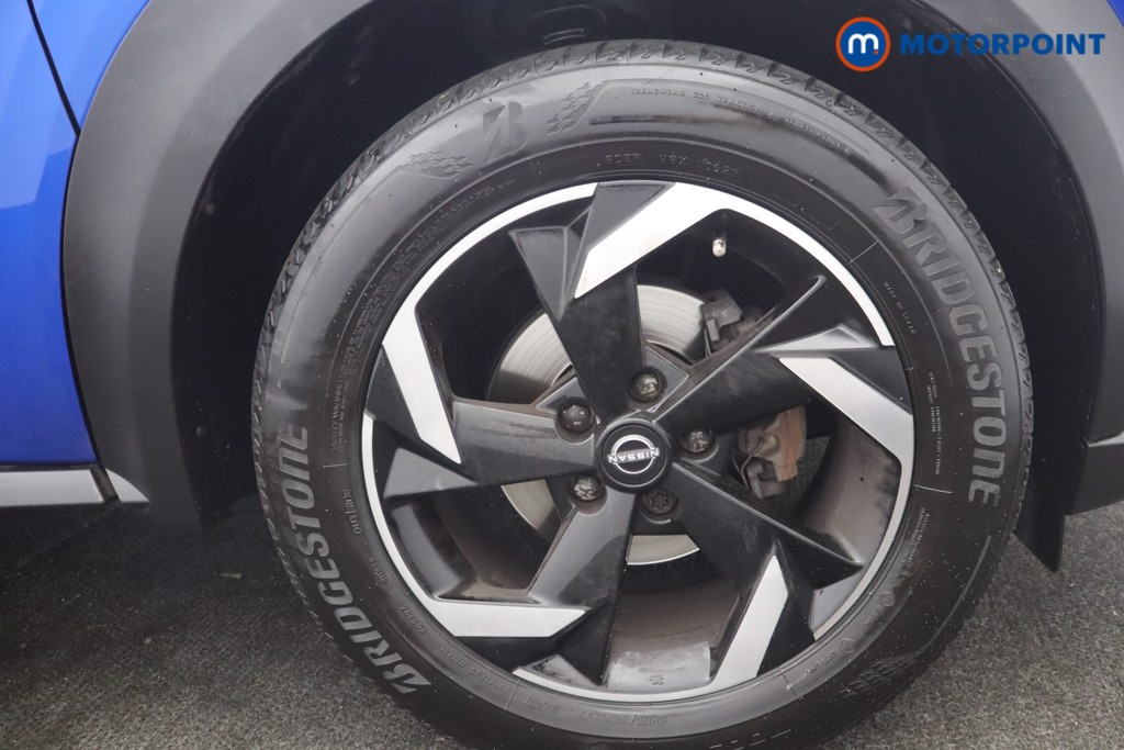 Nissan Juke N-Connecta Manual Petrol SUV - Stock Number (1652359) - 25th supplementary image