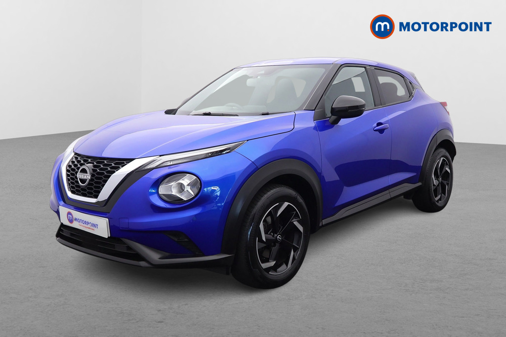 Nissan Juke N-Connecta Manual Petrol SUV - Stock Number (1652359) - Passenger side front corner