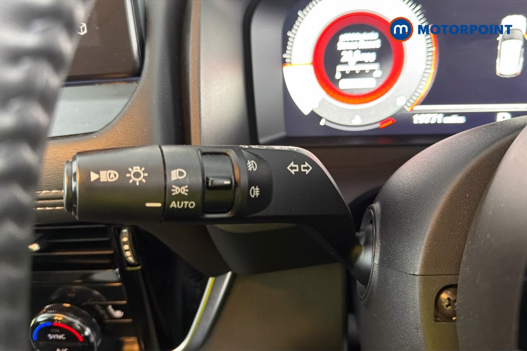 Nissan X-Trail Tekna Automatic Petrol SUV - Stock Number (1652588) - 6th supplementary image