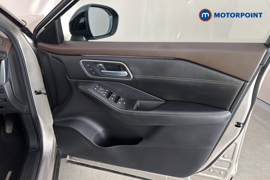 Nissan X-Trail Tekna Automatic Petrol SUV - Stock Number (1652588) - 19th supplementary image