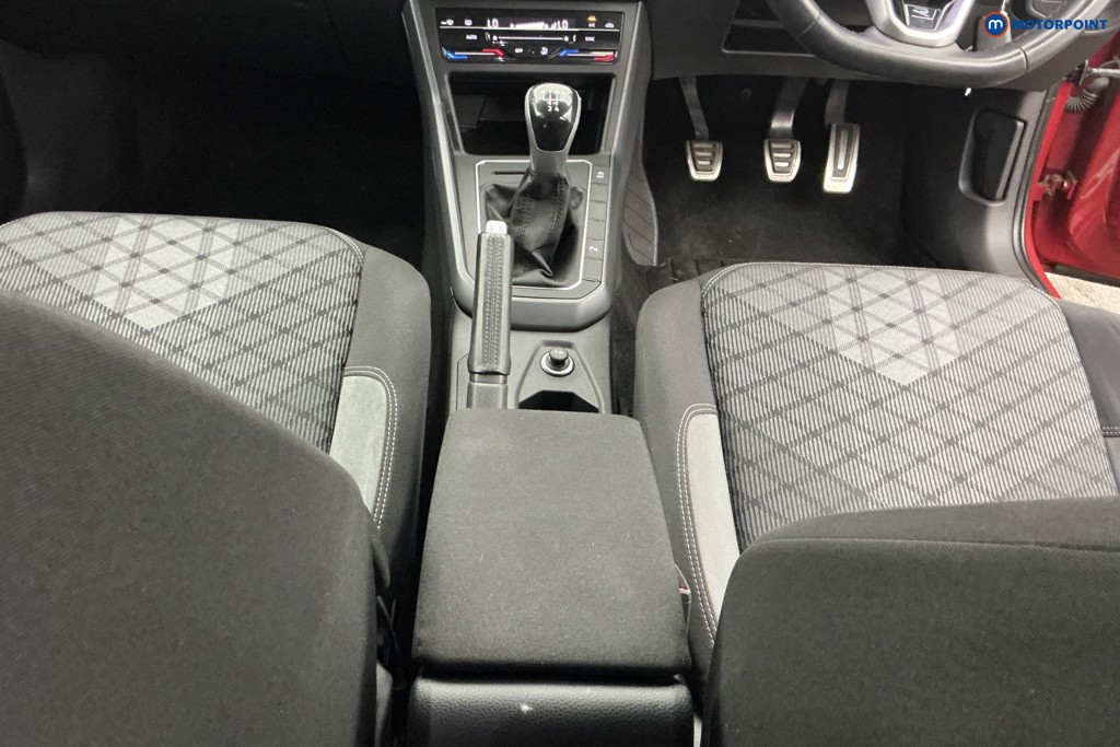Volkswagen Polo R-Line Manual Petrol Hatchback - Stock Number (1652779) - 11th supplementary image