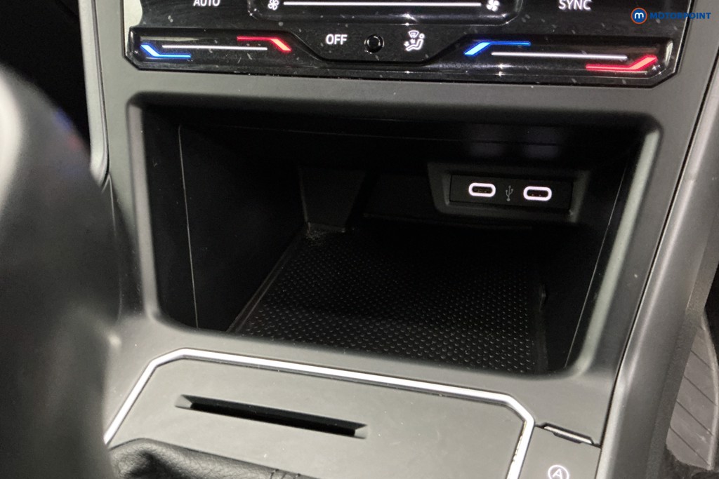 Volkswagen Polo R-Line Manual Petrol Hatchback - Stock Number (1652779) - 16th supplementary image