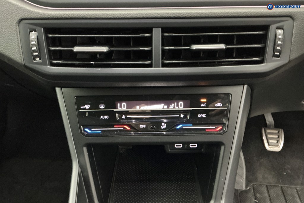 Volkswagen Polo R-Line Manual Petrol Hatchback - Stock Number (1652779) - 17th supplementary image