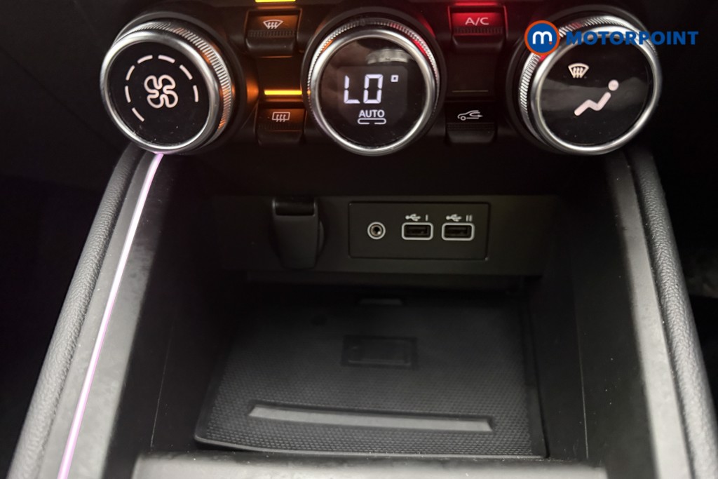 Renault Clio Esprit Alpine Manual Petrol Hatchback - Stock Number (1653029) - 15th supplementary image