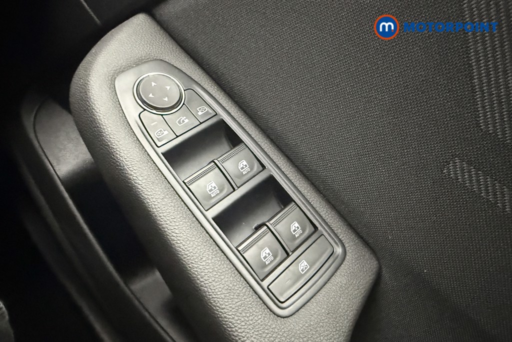 Renault Clio Esprit Alpine Manual Petrol Hatchback - Stock Number (1653029) - 17th supplementary image