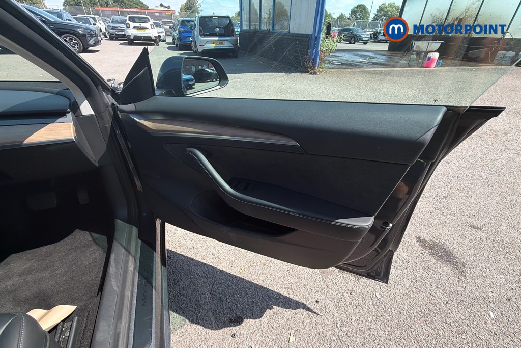 Tesla Model 3 Standard Plus Automatic Electric Saloon - Stock Number (1653037) - 37th supplementary image