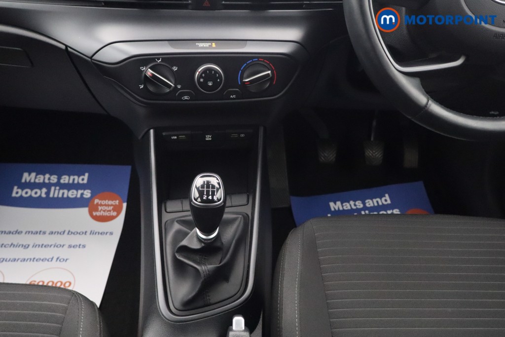 Hyundai I20 Se Connect Manual Petrol Hatchback - Stock Number (1653212) - 5th supplementary image