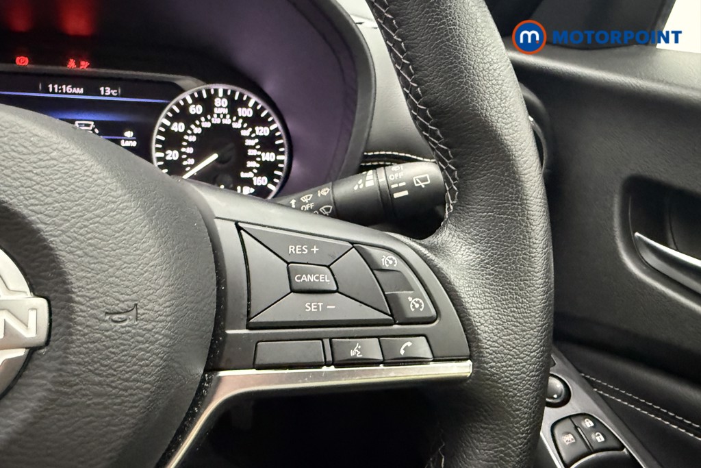 Nissan Juke N-Connecta Automatic Petrol-Electric Hybrid SUV - Stock Number (1653899) - 8th supplementary image