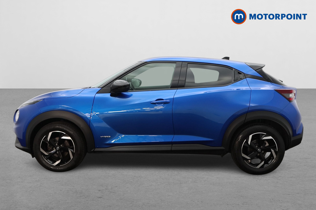 Nissan Juke N-Connecta Automatic Petrol-Electric Hybrid SUV - Stock Number (1653899) - Passenger side
