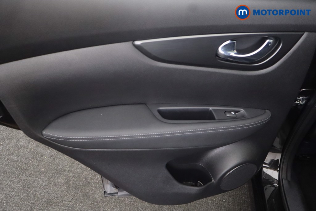 Nissan Qashqai N-Tec Manual Petrol SUV - Stock Number (1654282) - 28th supplementary image
