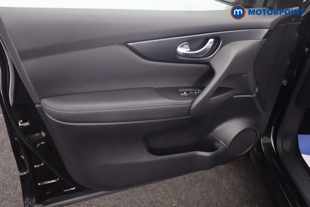 Nissan Qashqai N-Tec Manual Petrol SUV - Stock Number (1654282) - 32nd supplementary image