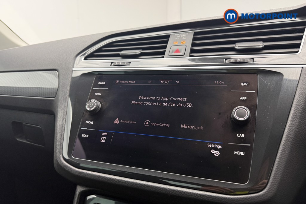 Volkswagen Tiguan Life Manual Petrol SUV - Stock Number (1654380) - 12th supplementary image