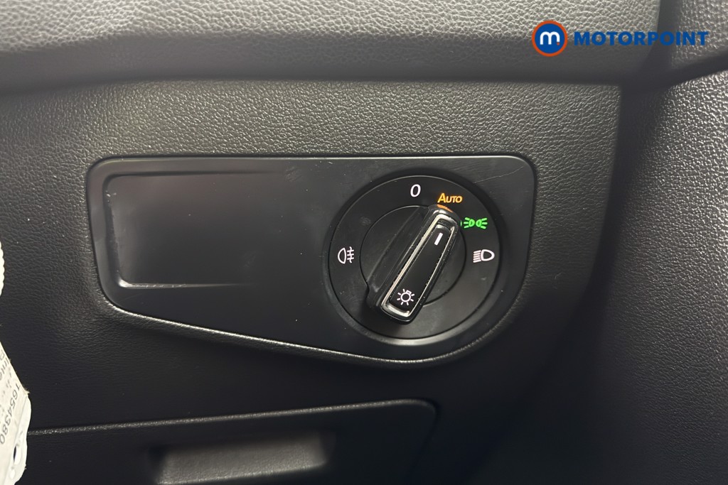 Volkswagen Tiguan Life Manual Petrol SUV - Stock Number (1654380) - 16th supplementary image