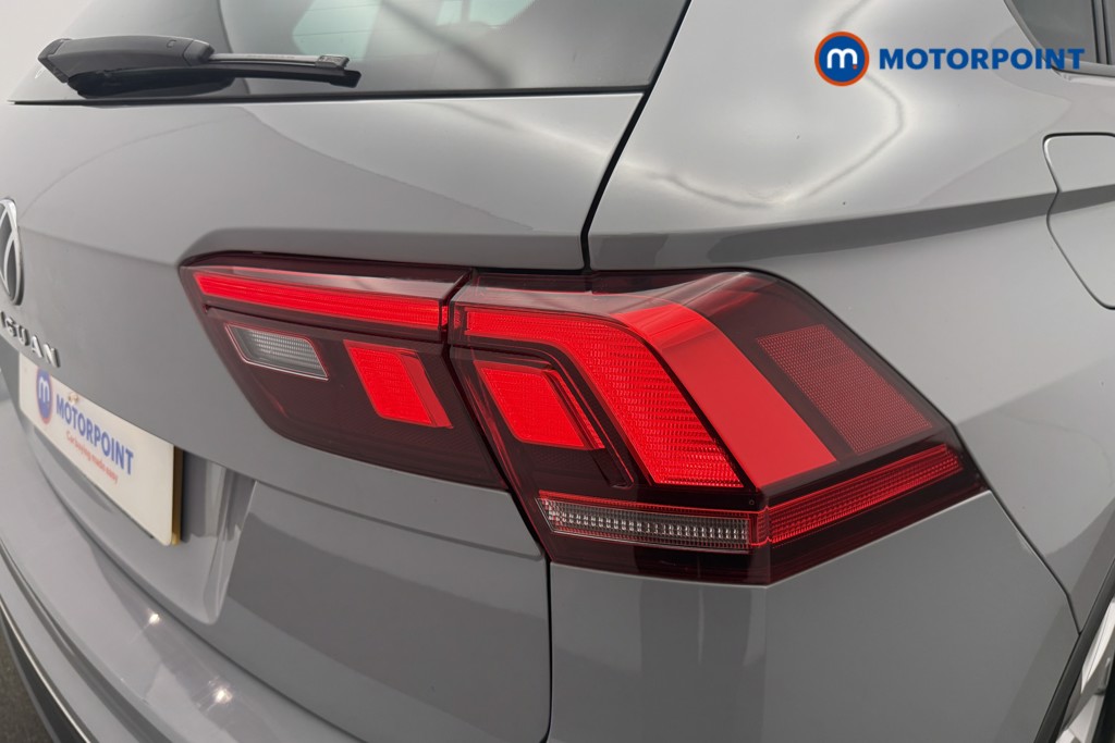 Volkswagen Tiguan Life Manual Petrol SUV - Stock Number (1654380) - 17th supplementary image