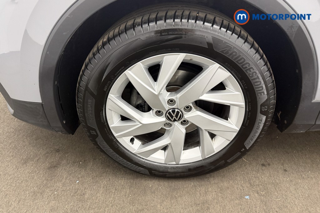 Volkswagen Tiguan Life Manual Petrol SUV - Stock Number (1654380) - 24th supplementary image