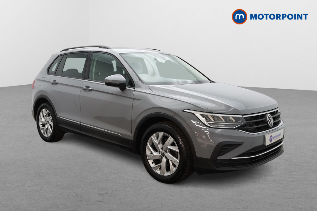 Volkswagen Tiguan Life Manual Petrol SUV - Stock Number (1654380) - Drivers side front corner