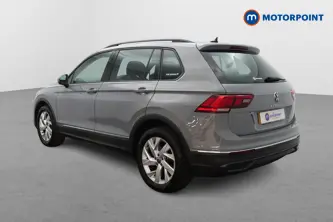Volkswagen Tiguan Life Manual Petrol SUV - Stock Number (1654380) - Passenger side rear corner